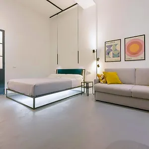  Apartment Mono