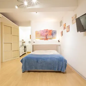  Apartment Tourist House Pratellino - Self Check-in